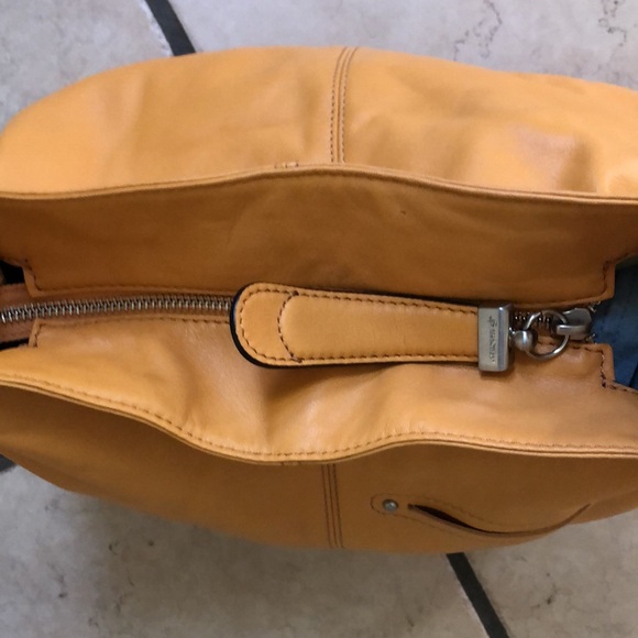 B. Makowsky Butter Soft Handbag - Picture 7 of 12